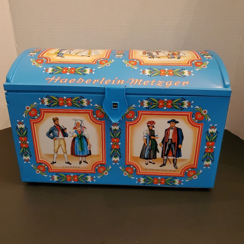 Vintage Haeberlein Metzger German Cookie Tin CHEST